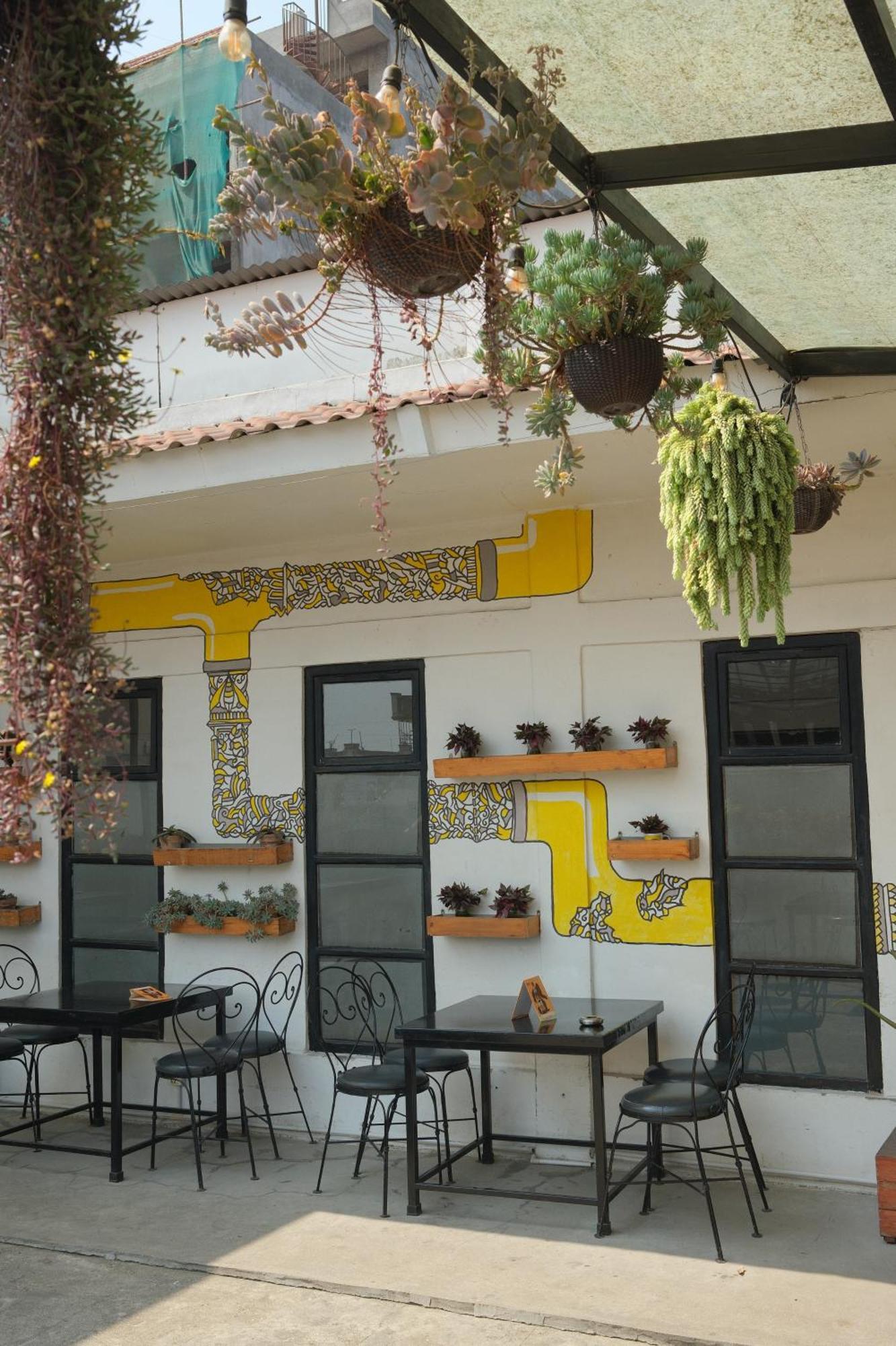 Yakety Yak Hostel Kathmandu Exterior photo