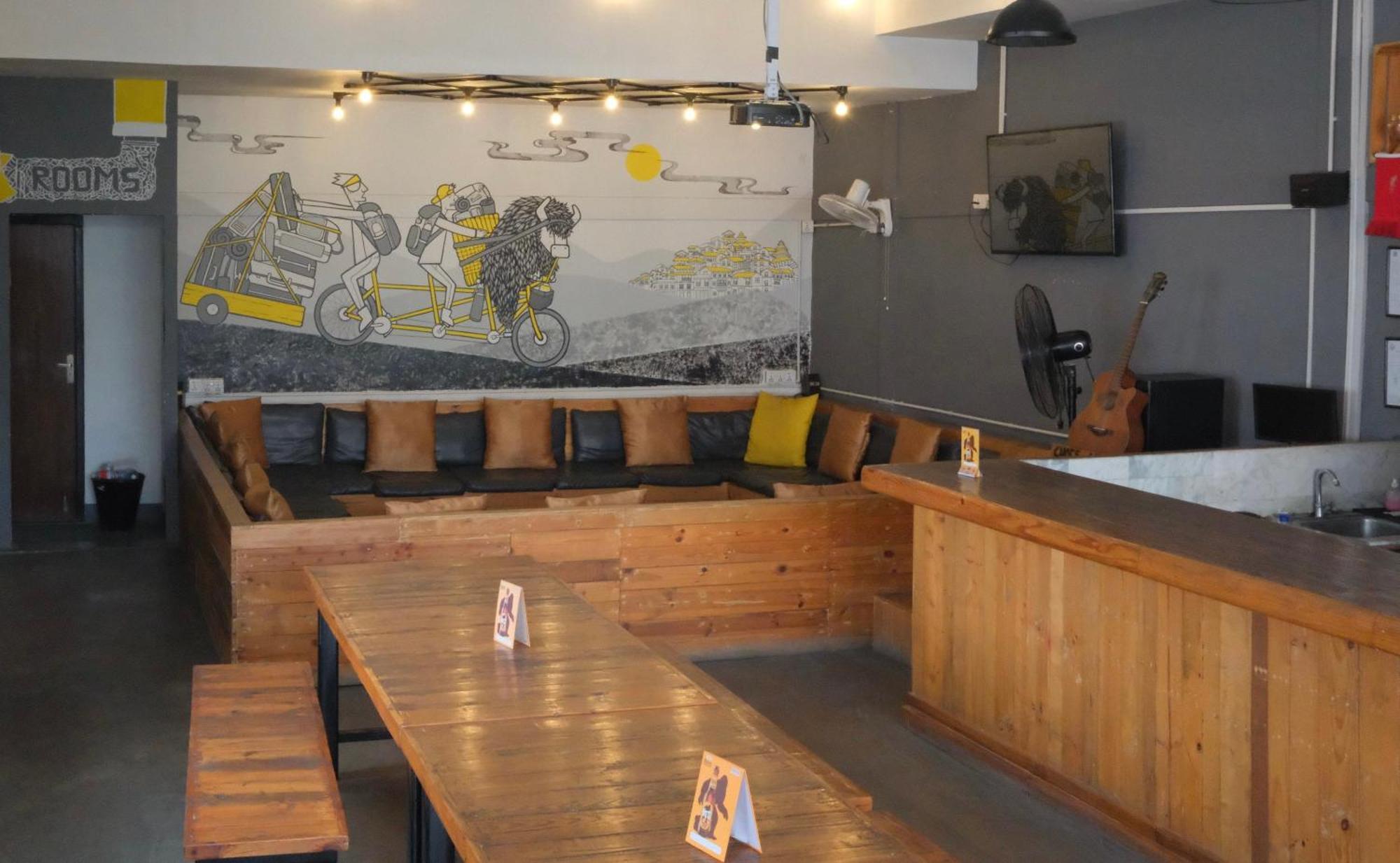 Yakety Yak Hostel Kathmandu Exterior photo