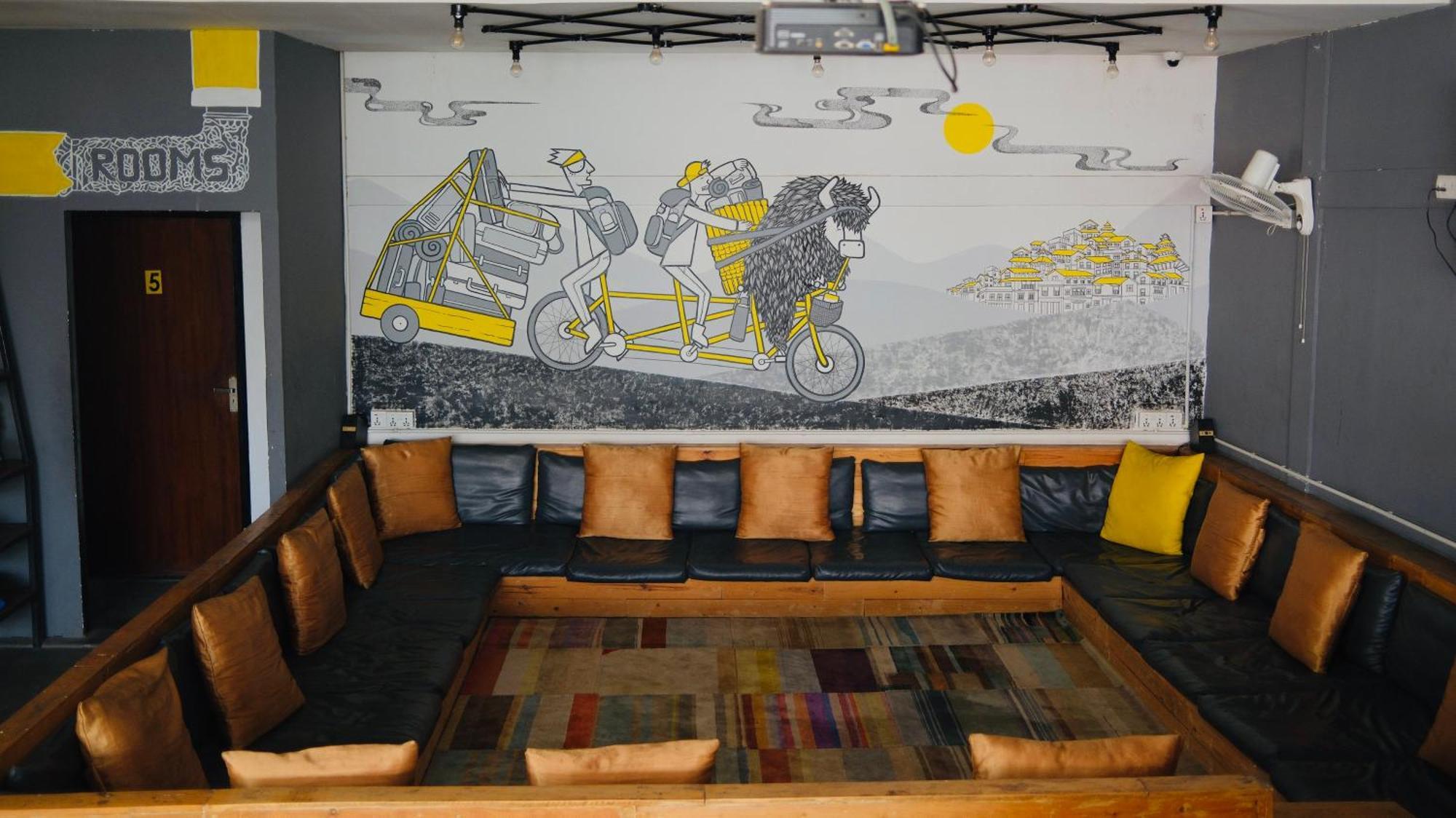 Yakety Yak Hostel Kathmandu Exterior photo